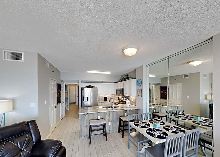 Tropic Isle #403 Apartment *
