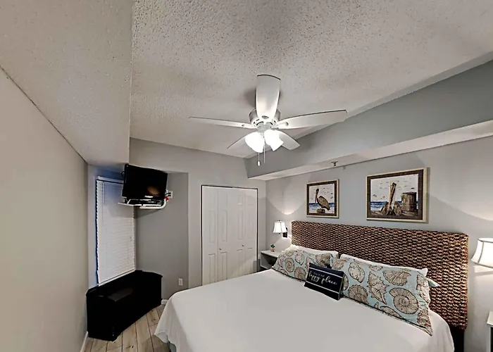 Tropic Isle #403 Apartment *